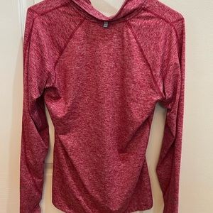 Nike Long Sleeve Hooded Tee in Heather Raspberry